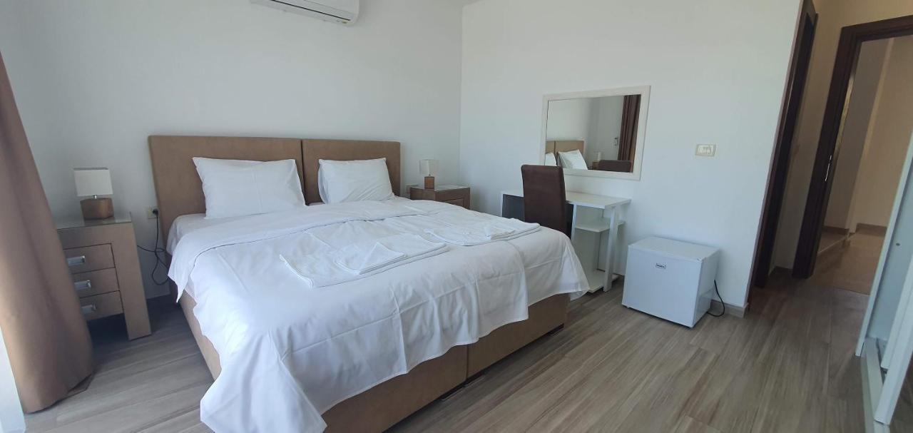 Hotel Svarog Bečići Extérieur photo